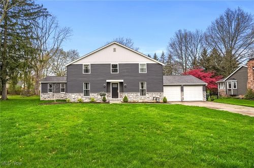 5433 Fleetwood Ave Nw, Canton, OH, 44718-1439 | Card Image