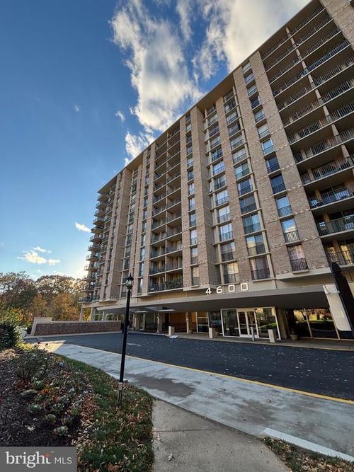 920-4600 S Four Mile Run Dr, ARLINGTON, VA, 22204-3516 | Card Image