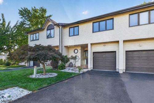 29 Olive Ct, Flemington, NJ, 08822-3038 | Card Image