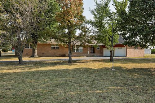 332852 E 1060 Rd, Mcloud, OK, 74851-9653 | Card Image