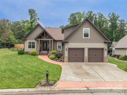 88 Ledgestone Dr, Fairview, NC, 28730-7100 | Card Image