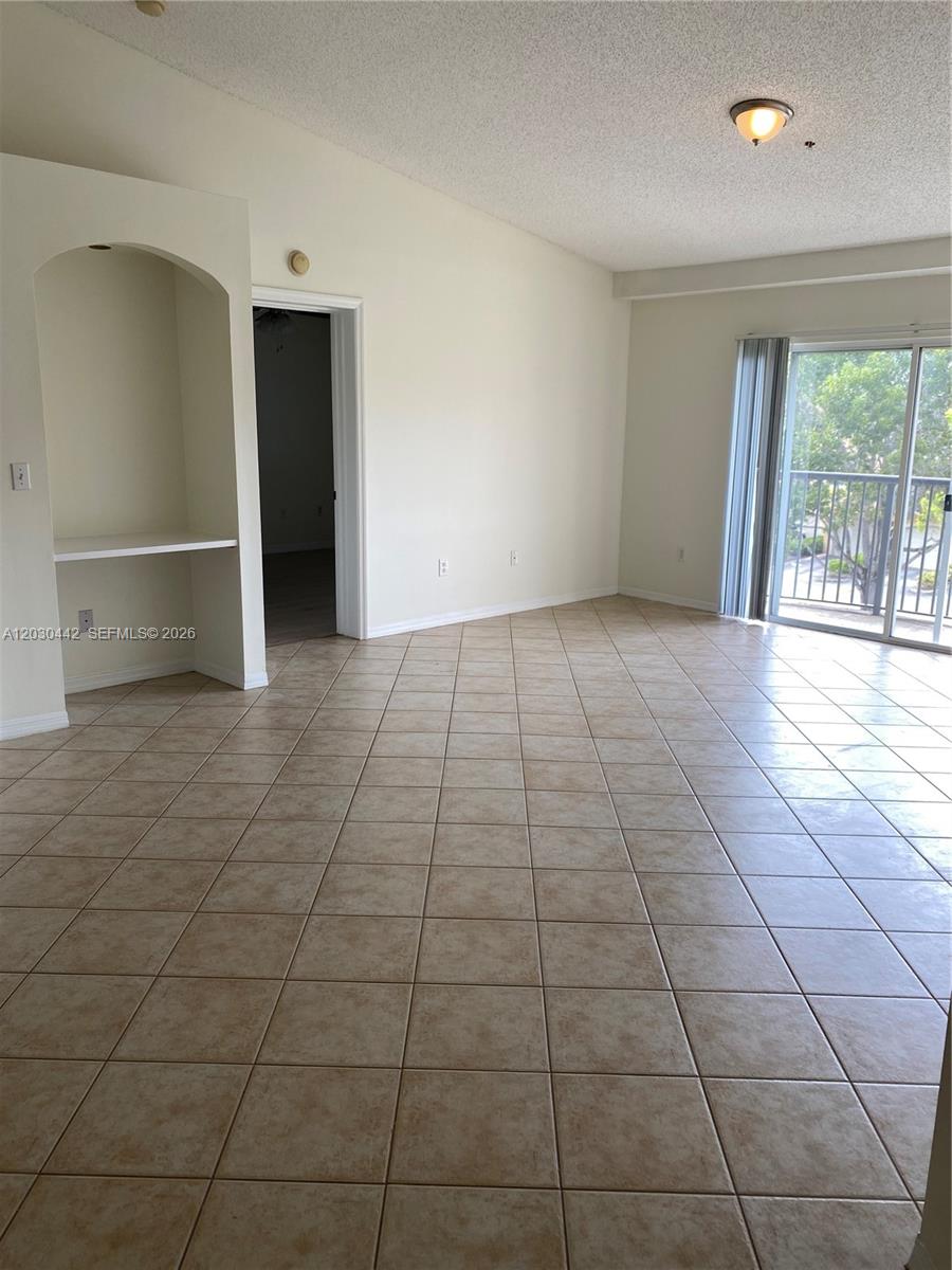 Residential Lease in Royal Palm Beach 5