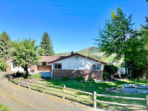 147 N Lindsey St, Tekoa, WA, 99033-5125 | Card Image