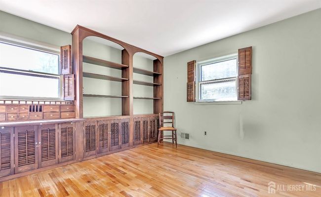 3996 Park Ave, House other with 4 bedrooms, 3 bathrooms and null parking in Edison NJ | Image 12