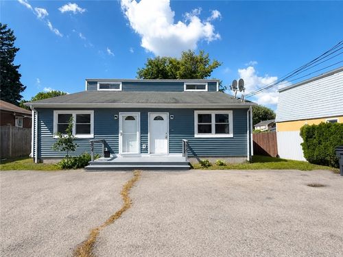 84 Standish Avenue, Providence, RI, 02908 | Card Image