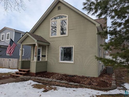 1216 Macarthur Ave, Ashland, WI, 54806-3823 | Card Image