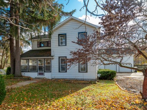 8876 E D Ave, Richland, MI, 49083-9476 | Card Image