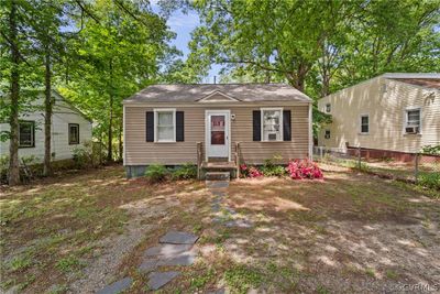 View of front of home | Image 1