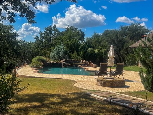 114 Redtail Ct, Weatherford, TX, 76088-2000 | Card Image