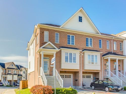 upper-room-2-130 Hucknall Rd, North York, ON, M3J0H4 | Card Image