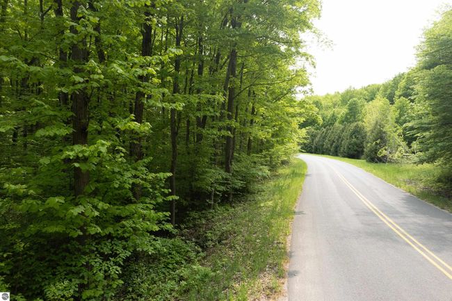 2481 S Schomberg Rd, House other with 3 bedrooms, 2 bathrooms and null parking in Lake Leelanau MI | Image 56