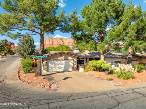 15 Horse Canyon Dr, Sedona, AZ, 86351-8967 | Card Image
