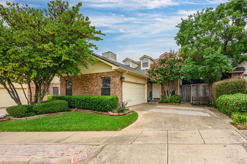 2913 Matterhorn Dr, Bedford, TX, 76021-3350 | Card Image