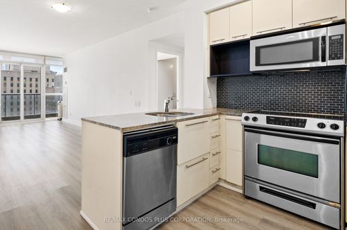 2010-21 Carlton St, Toronto, ON, M5B1L3 | Card Image