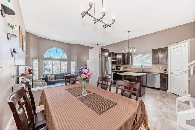 139 Carmel Close Ne, Home with 4 bedrooms, 2 bathrooms and 2 parking in Calgary AB | Image 11