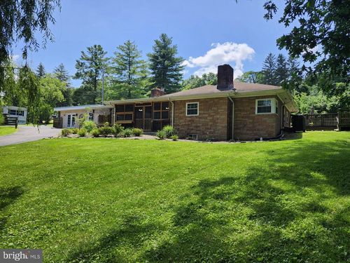 505 W Gravel Ln, ROMNEY, WV, 26757-1719 | Card Image