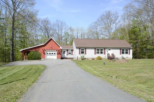 30 Acorn Drive, Winchester, NH, 03470 | Card Image