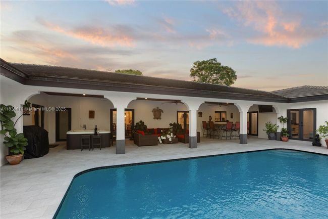 13505 Sw 83 Rd Ct, House other with 4 bedrooms, 4 bathrooms and null parking in Pinecrest FL | Image 49