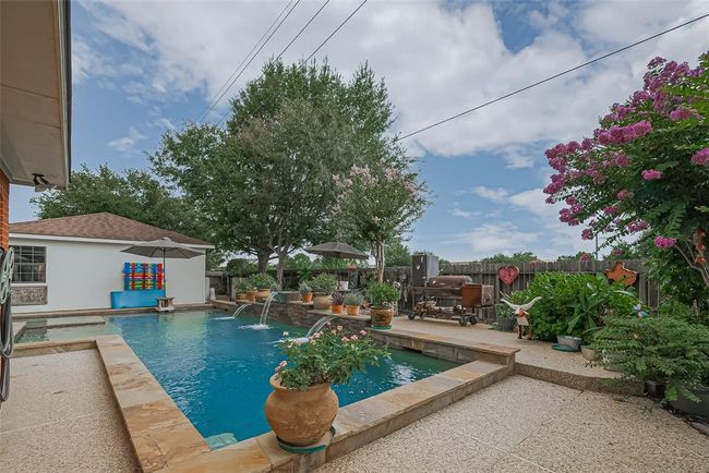 15014 Redbud Leaf Ln, House other with 4 bedrooms, 2 bathrooms and 3 parking in Cypress TX | Image 45