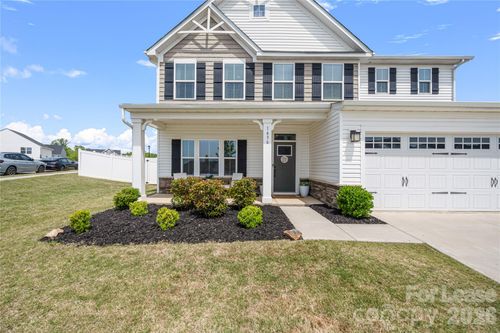 1636 Tundra Ln, Denver, NC, 28037-1450 | Card Image