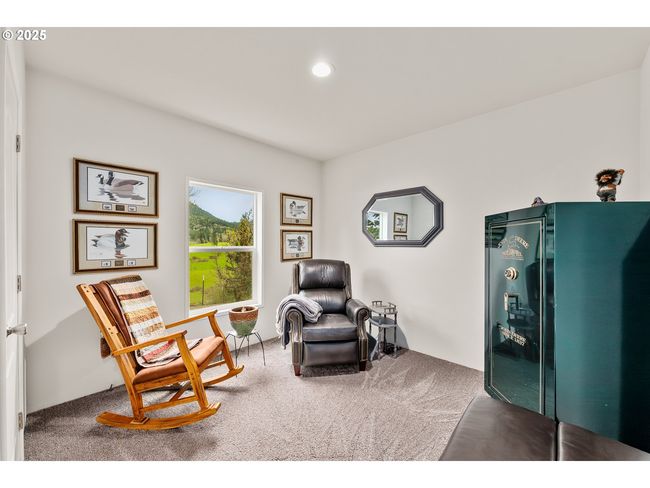 100 Crater Rd, House other with 3 bedrooms, 2 bathrooms and null parking in Camas Valley OR | Image 22