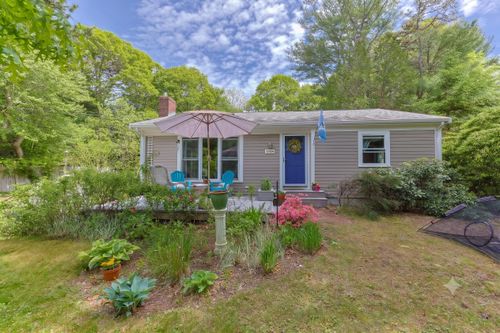105 Taramac Rd, Centerville, MA, 02632-2723 | Card Image