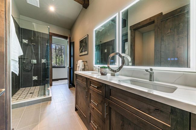11711 Ghirard Rd, House other with 5 bedrooms, 3 bathrooms and null parking in Truckee CA | Image 23