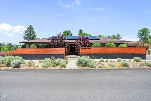 408 Ne Hawthorne Ave, Bend, OR, 97701-4729 | Card Image