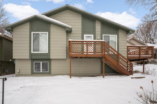 3558 Pilgrim Ln N, Plymouth, MN, 55441-2469 | Card Image