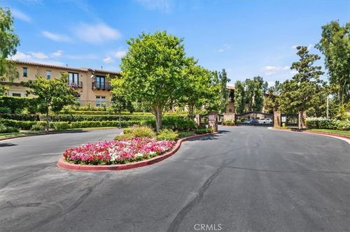4433 Owens St, Corona, CA, 92883-7395 | Card Image