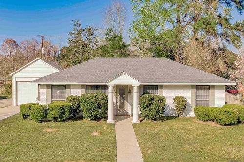 9431 Kevel Dr, Baton Rouge, LA, 70810-4038 | Card Image