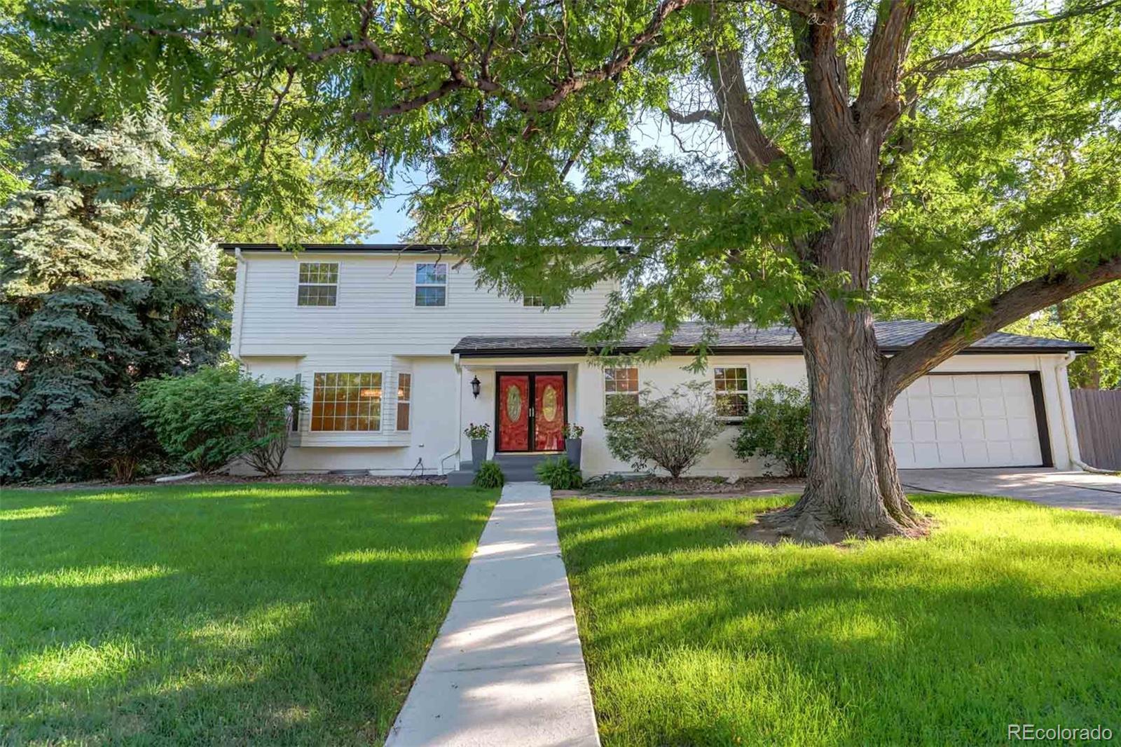 31st Ave, Lakewood, CO 80215