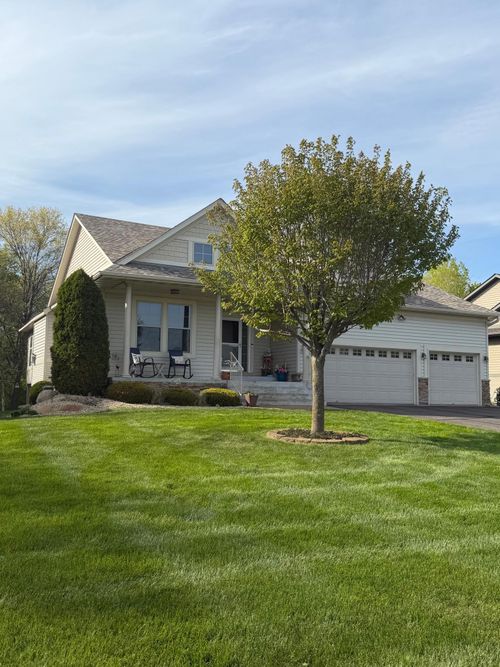 1719 140th Ave Ne, Ham Lake, MN, 55304-7605 | Card Image