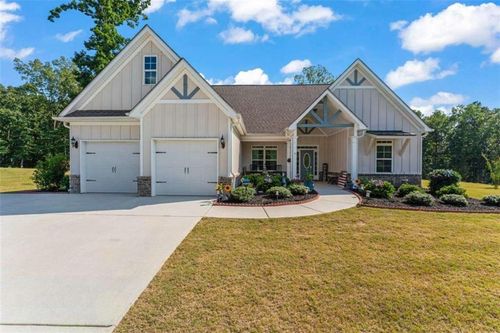 3028 Sarah Ln, Griffin, GA, 30224-7639 | Card Image