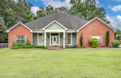2023 Matthews Dr, Richland, MS, 39218-9498 | Card Image