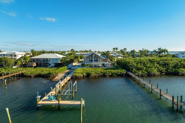 View of boat lift on dock | Image 60
