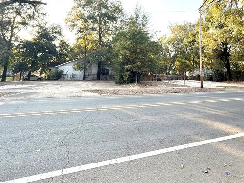 2916 Gilbert Dr, Shreveport, LA, 71104-3216 | Card Image