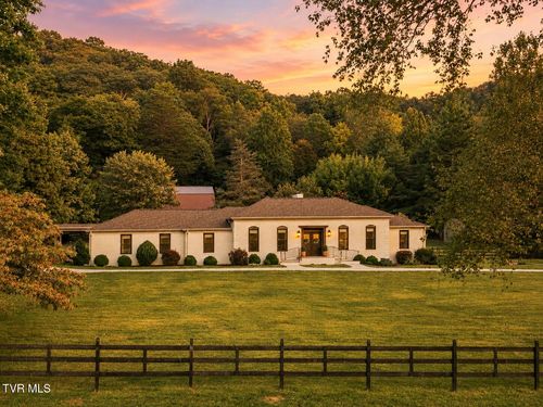 2277 Rock Springs Rd, Kingsport, TN, 37664-5628 | Card Image