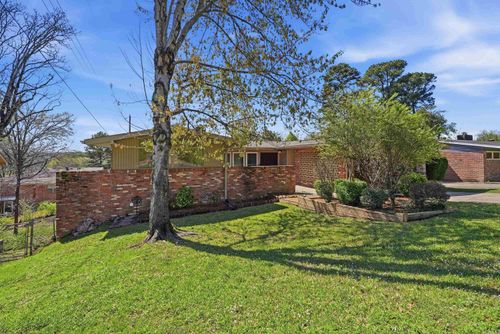 8301 Red Oak Lane, Little Rock, AR, 72205 | Card Image