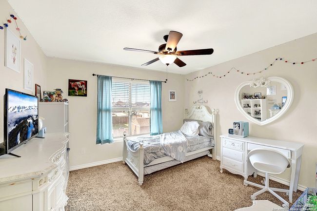 109 Park Way, House other with 4 bedrooms, 3 bathrooms and null parking in Poth TX | Image 20