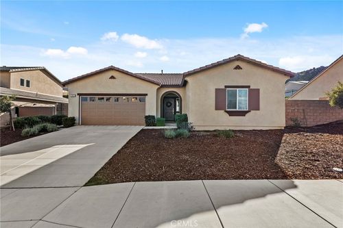 30681 Expedition Dr, Winchester, CA, 92596-3508 | Card Image