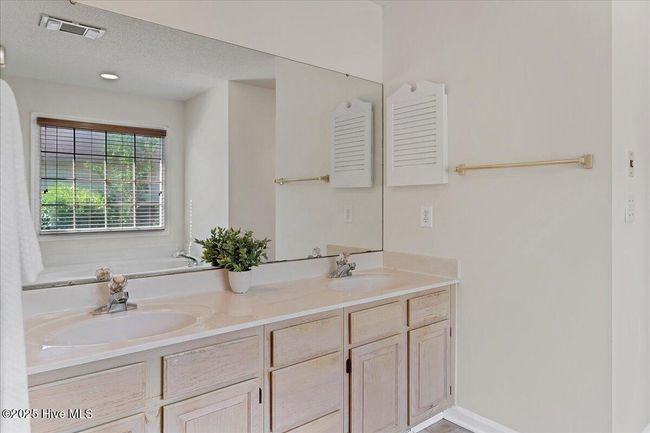 primary bathroom | Image 45