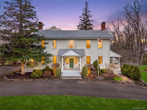 90 Quaker Ave, Cornwall, NY, 12518-2017 | Card Image