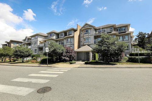 111-8142 120a St, Surrey, BC, V3W0N1 | Card Image