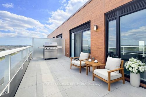 ph-913-6 David Eyer Rd, Richmond Hill, ON, L4S0N5 | Card Image