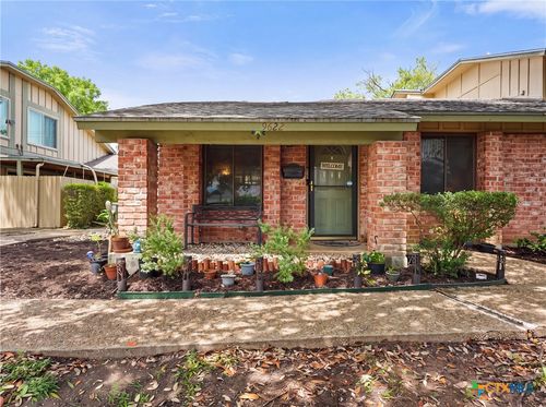 9622 Covey Ridge Ln, Austin, TX, 78758-5806 | Card Image