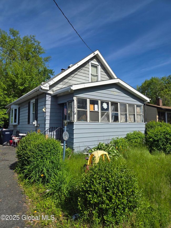 14 Western Ave, House other with 3 bedrooms, 1 bathrooms and 3 parking in Colonie NY | Image 11