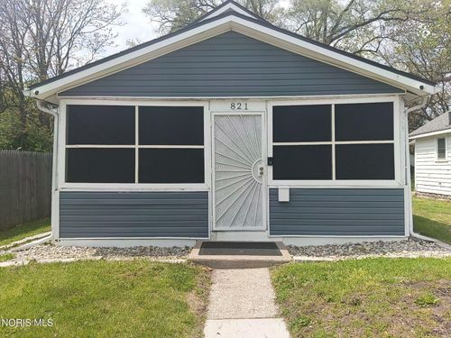 821 Elysian Ave, Toledo, OH, 43607-3122 | Card Image