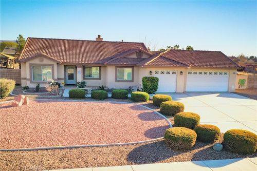21245 Cask Ct, Apple Valley, CA, 92308 | Card Image