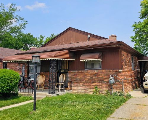 8520 Alpine St, Detroit, MI, 48204-3307 | Card Image